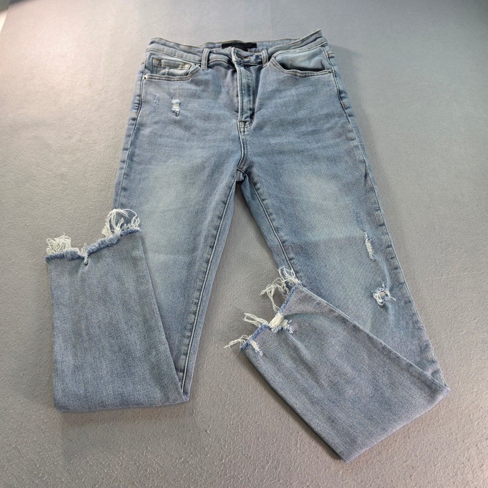 Risen Jeans Women 30/11 Light Wash Distressed Straight Leg Raw Hem RDP1425